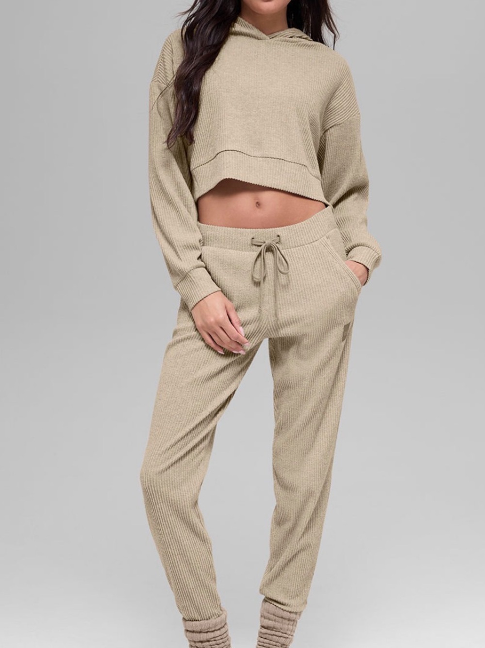 Alo yoga muse hoodie & sweatpants set - women’s small - gravel tan